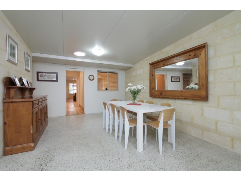 19a Schacht Crt, Myaree WA 6154