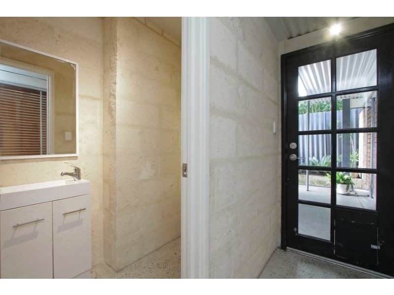 19a Schacht Crt, Myaree WA 6154