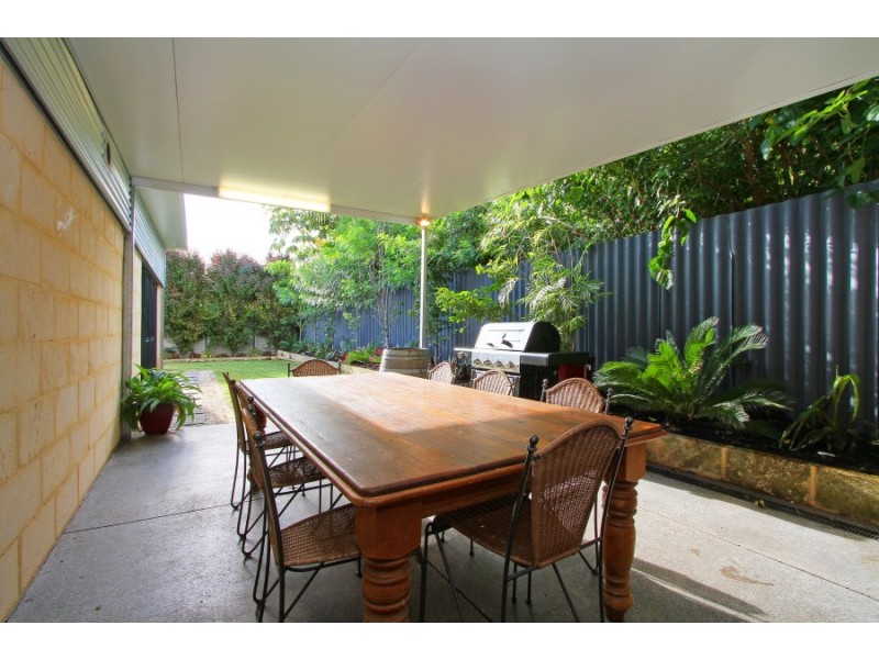 19a Schacht Crt, Myaree WA 6154