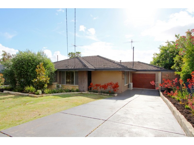 19a Schacht Crt, Myaree WA 6154