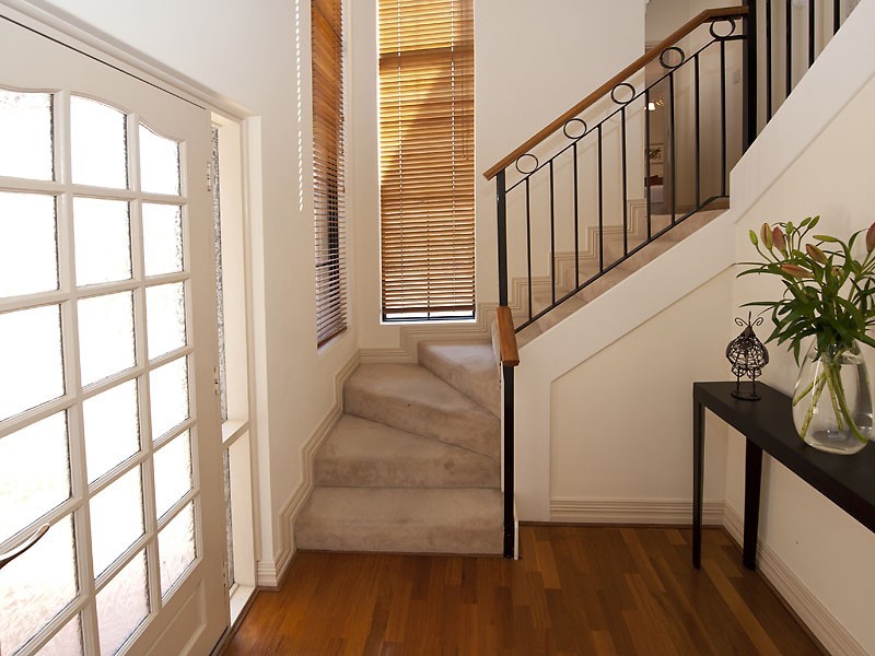 3/9 Tweeddale Road, Applecross WA 6153