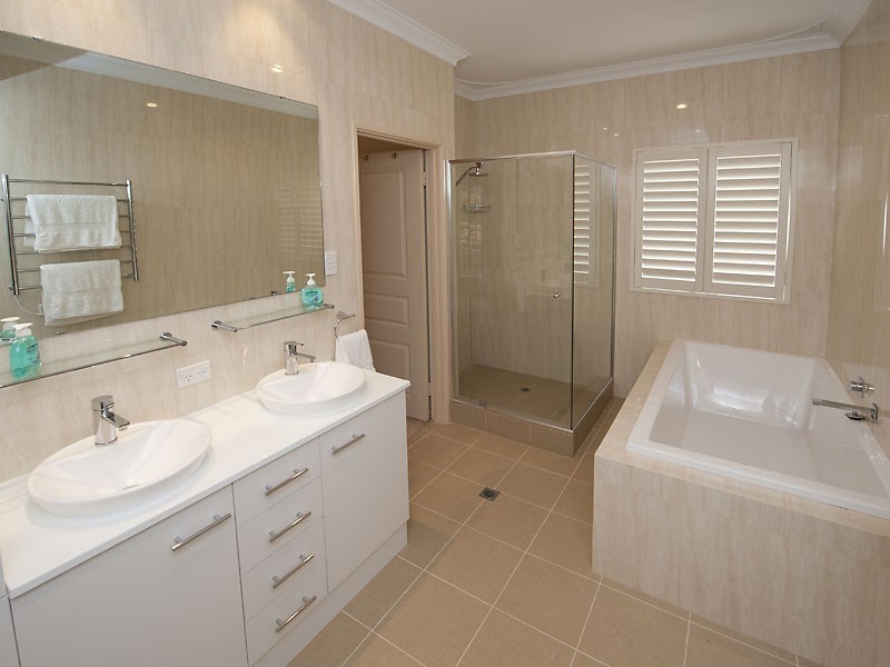 3/9 Tweeddale Road, Applecross WA 6153