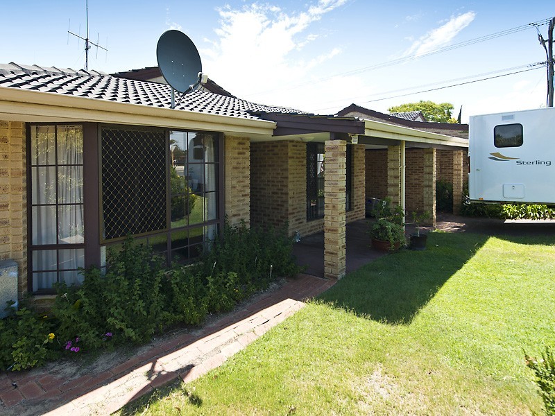 62A Marcus Ave, Booragoon WA 6154