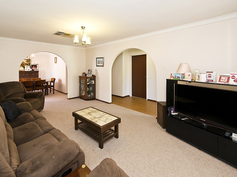 62A Marcus Ave, Booragoon WA 6154