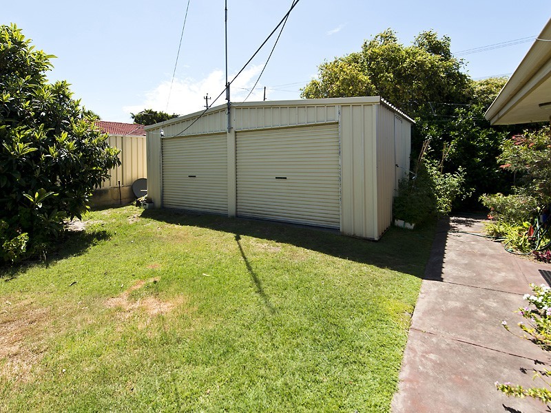 62A Marcus Ave, Booragoon WA 6154