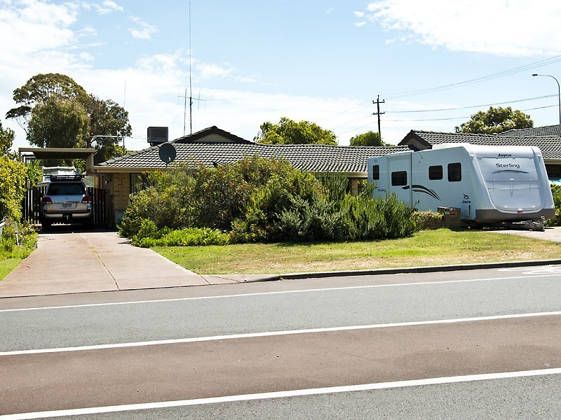 62A Marcus Ave, Booragoon WA 6154
