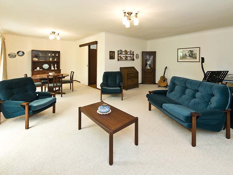 1/8 Earlston Way, Booragoon WA 6154