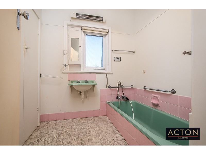 47 Dunkley Avenue, Applecross WA 6153