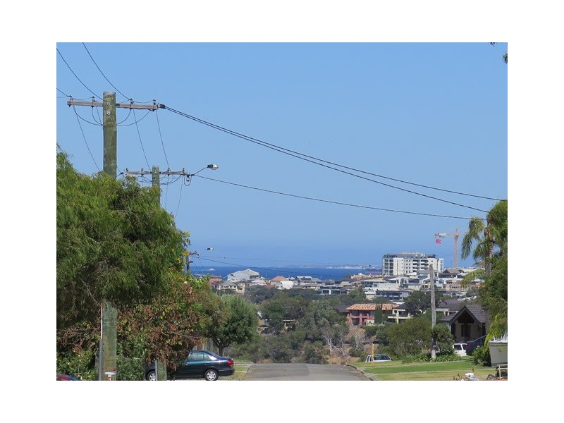 37a Milne St, Bicton WA 6157