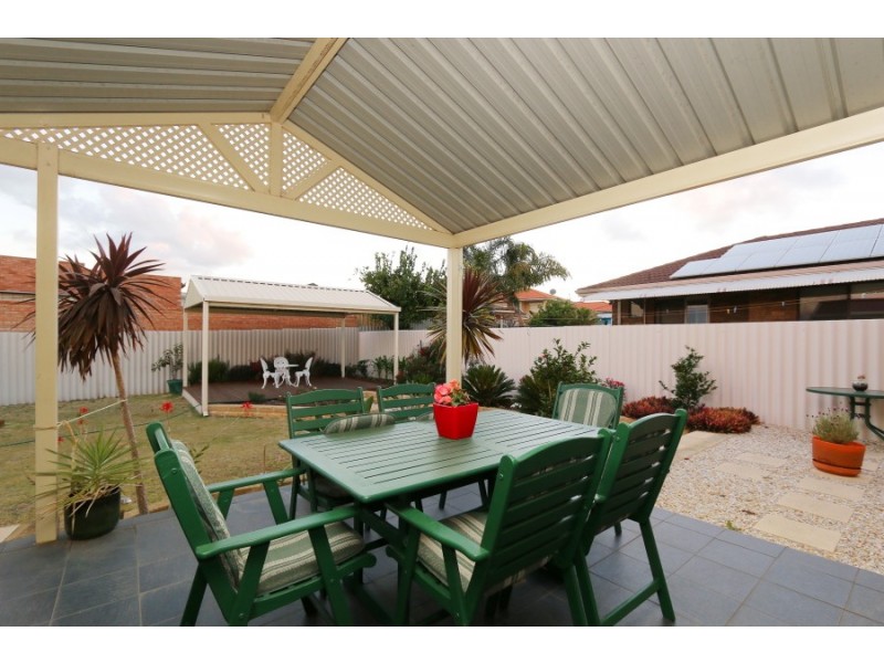 6 Hopkins Way, Spearwood WA 6163