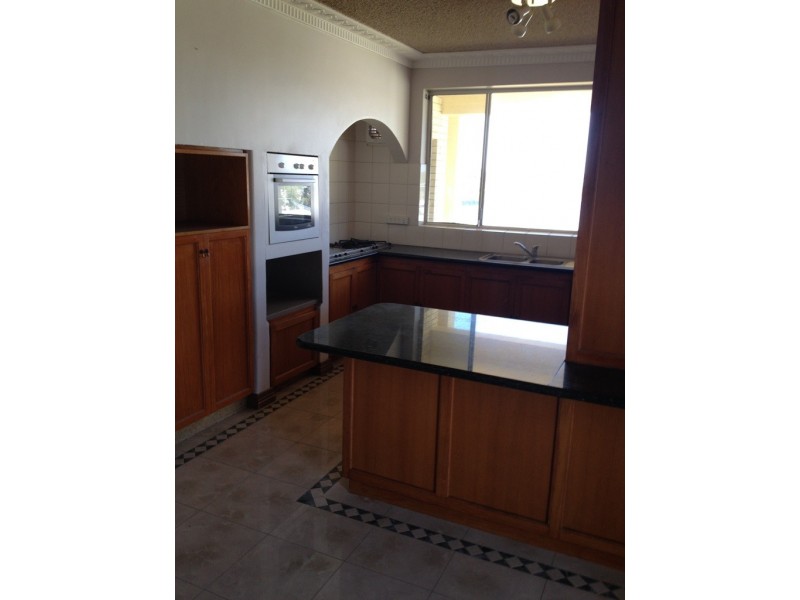 4 Lee Place, Bicton WA 6157