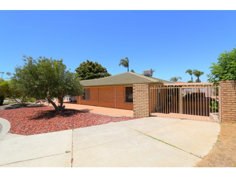 8 Chartwell Place, Leeming WA 6149