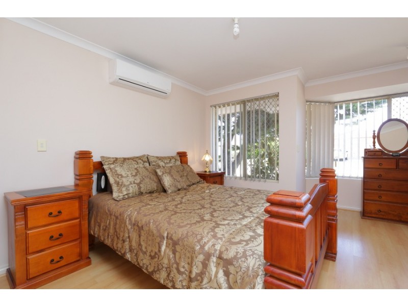 8 Chartwell Place, Leeming WA 6149
