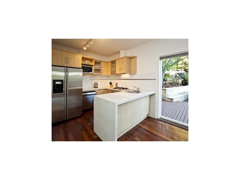 1/722 Canning Highway, Applecross WA 6153