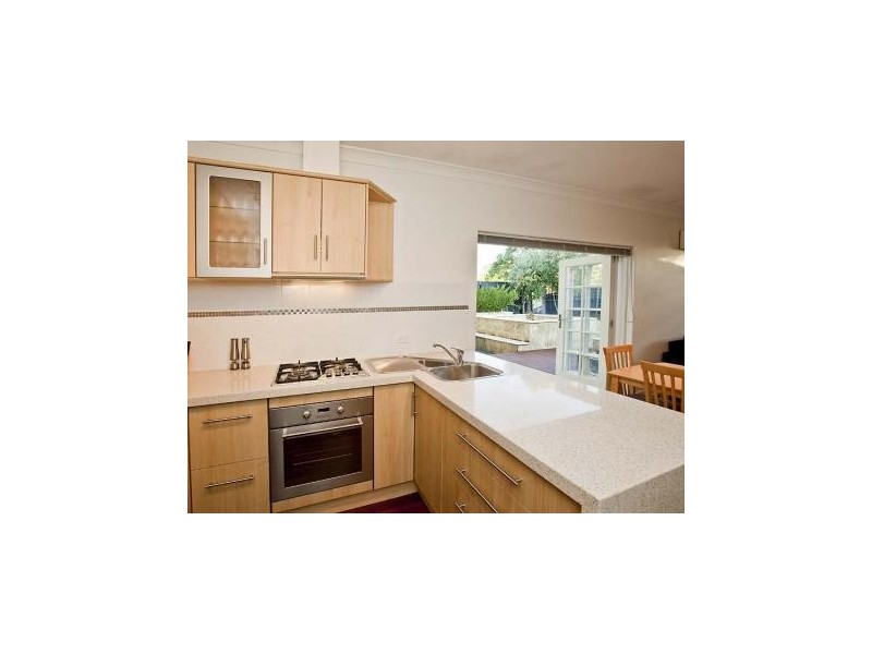 1/722 Canning Highway, Applecross WA 6153