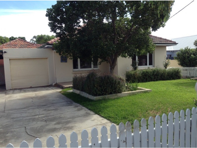 69 Lamond Street, Alfred Cove WA 6154