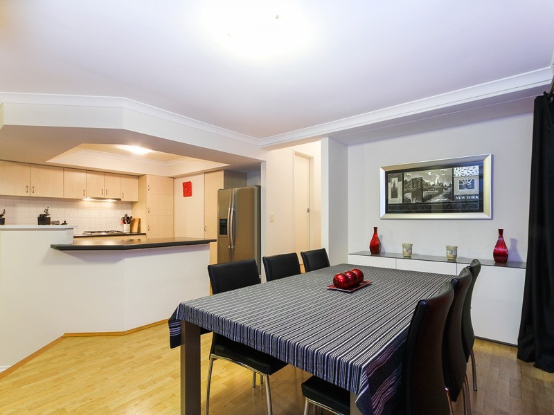 20a Searle Road, Ardross WA 6153