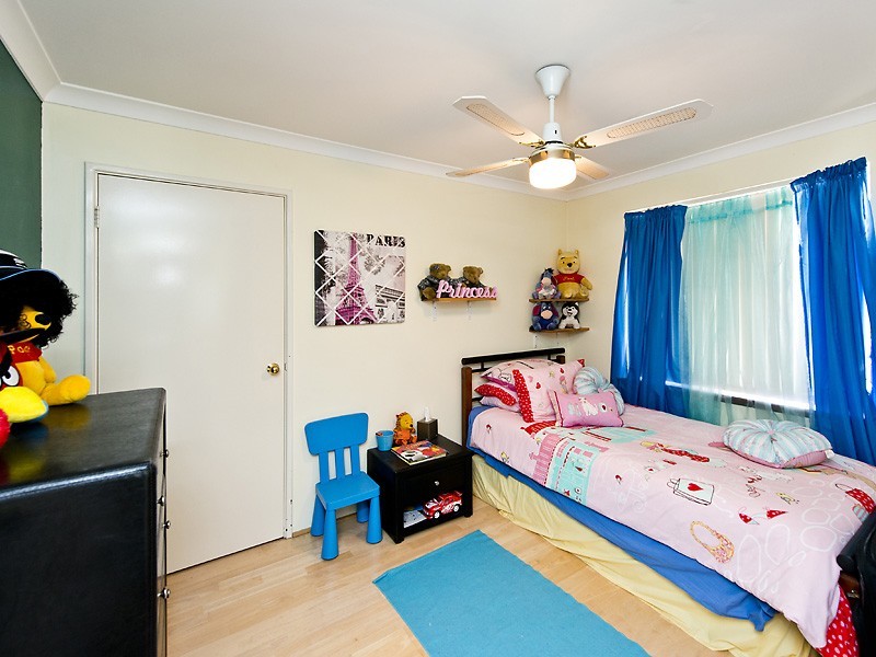 2/4 Cormack Road, Alfred Cove WA 6154