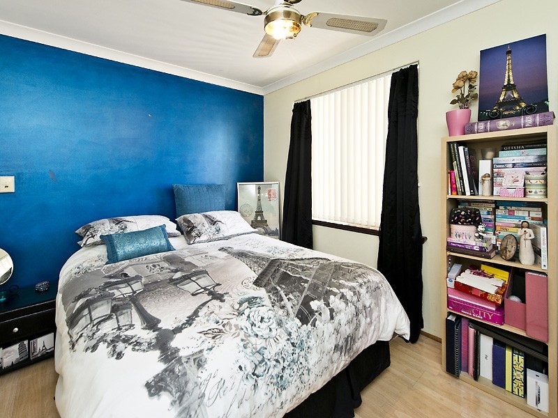 2/4 Cormack Road, Alfred Cove WA 6154