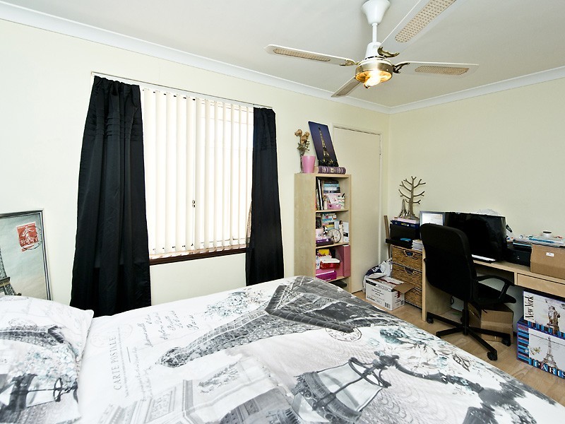 2/4 Cormack Road, Alfred Cove WA 6154