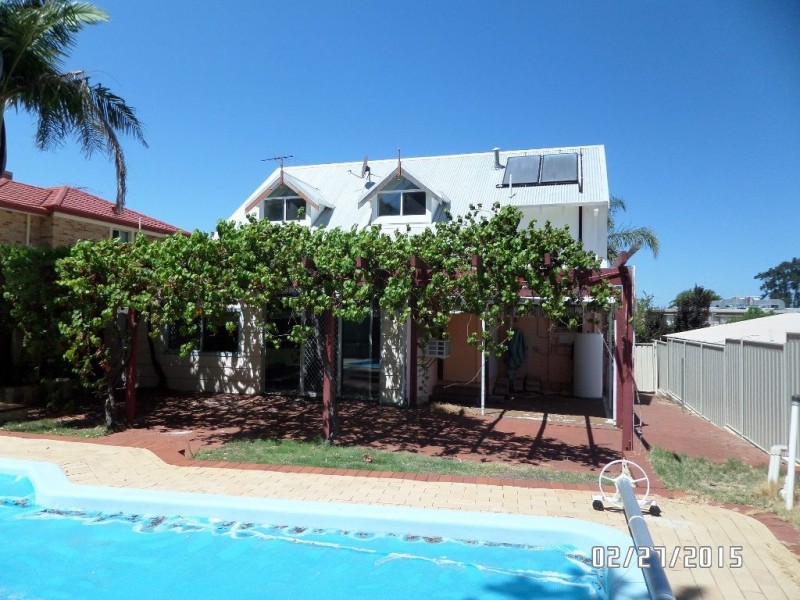 28 Darnell Avenue, Mount Pleasant WA 6153