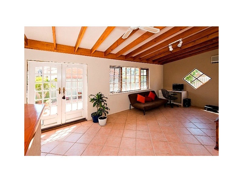 71 GAIRLOCH STREET, Mount Pleasant WA 6153