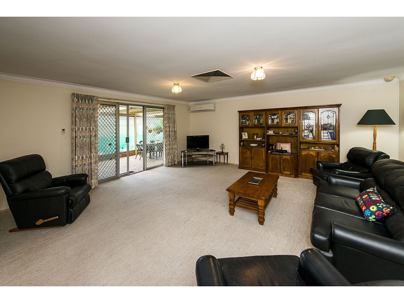 2A Congdon Way, Booragoon WA 6154