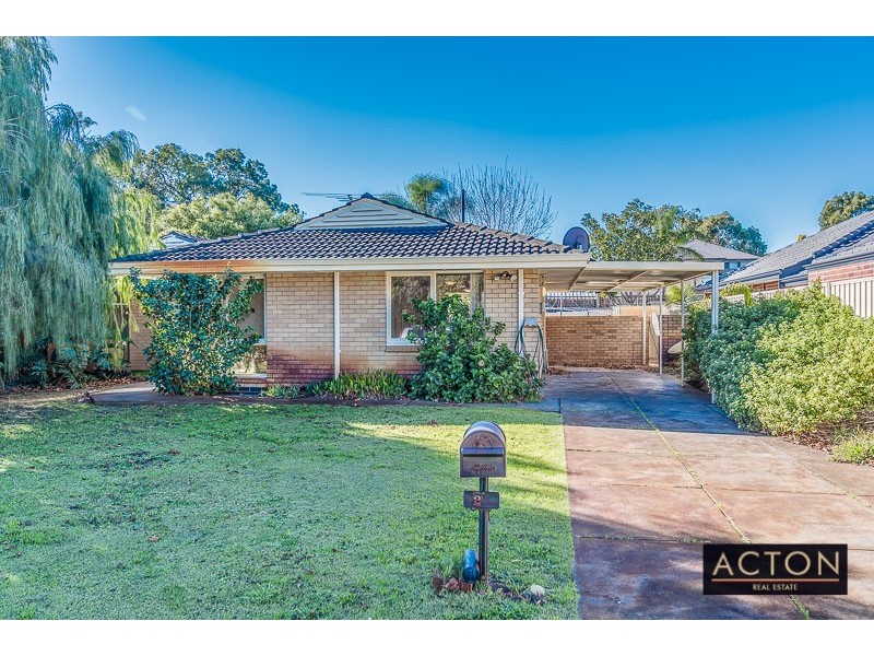 2 Copperwaite Road, Kardinya WA 6163