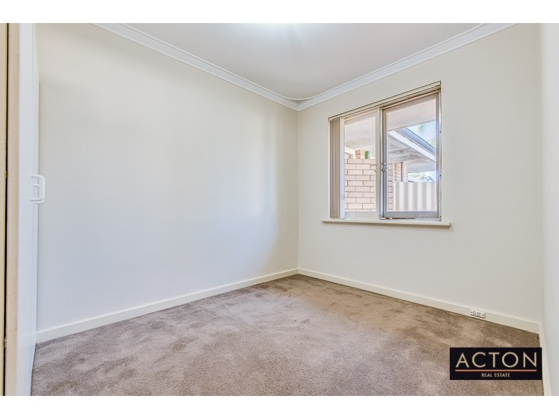 2 Copperwaite Road, Kardinya WA 6163