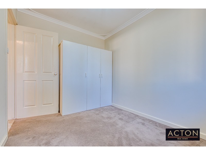 2 Copperwaite Road, Kardinya WA 6163