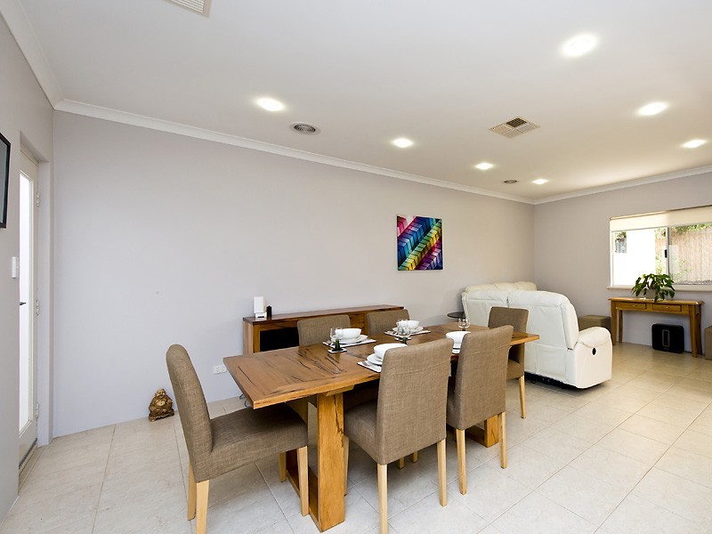 93a Gilbertson Road, Kardinya WA 6163