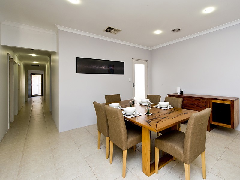 93a Gilbertson Road, Kardinya WA 6163