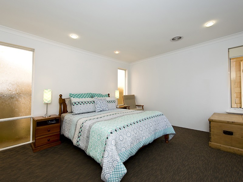 93a Gilbertson Road, Kardinya WA 6163