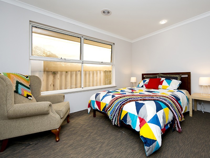 93a Gilbertson Road, Kardinya WA 6163