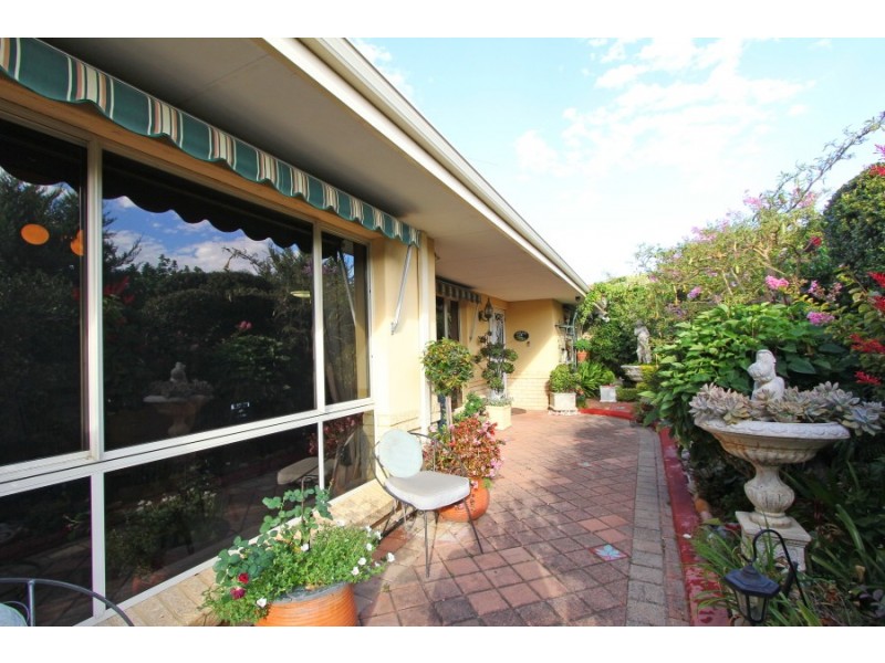 8 Matheson Road, Applecross WA 6153