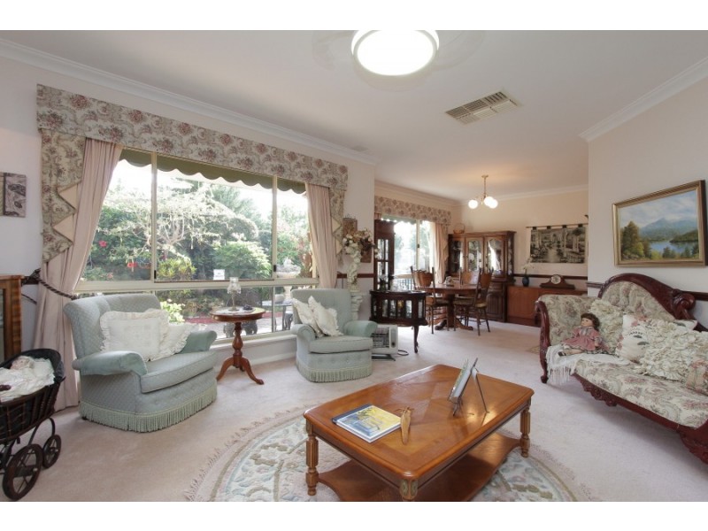 8 Matheson Road, Applecross WA 6153