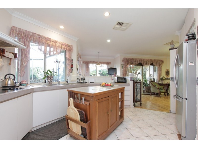 8 Matheson Road, Applecross WA 6153