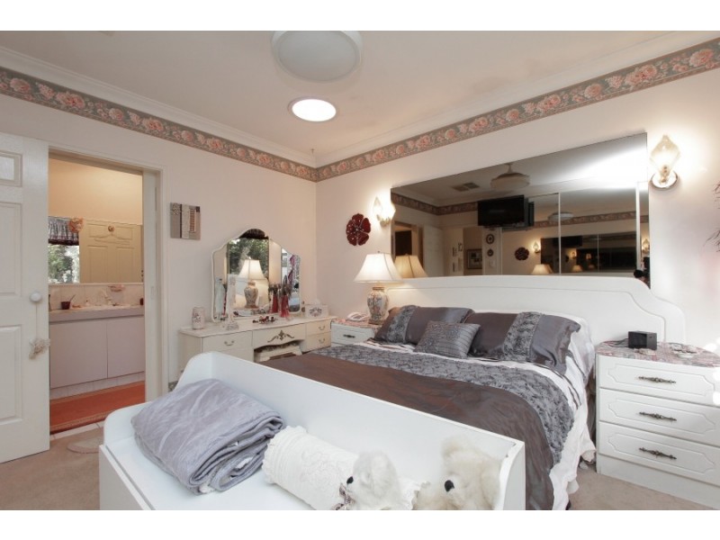 8 Matheson Road, Applecross WA 6153