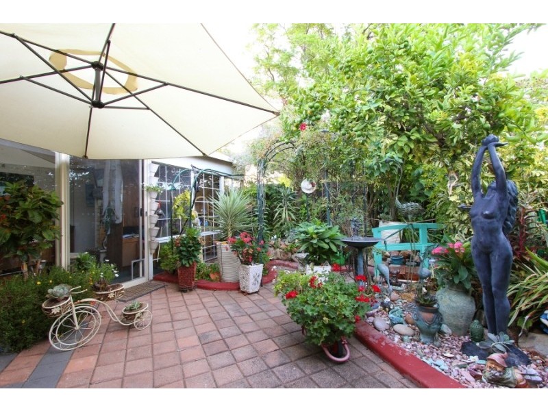 8 Matheson Road, Applecross WA 6153