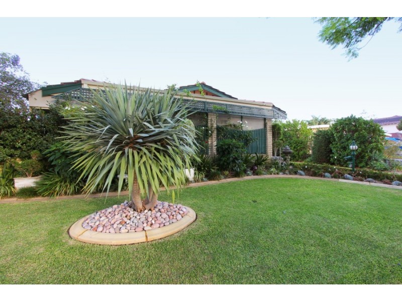 8 Matheson Road, Applecross WA 6153