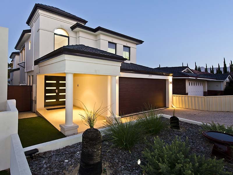 12 McCallum Crescent, Ardross WA 6153