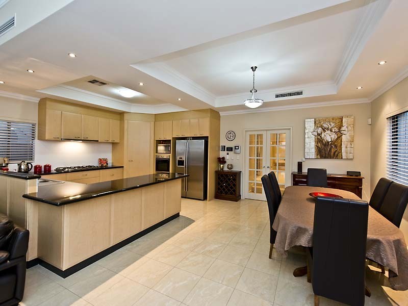 12 McCallum Crescent, Ardross WA 6153