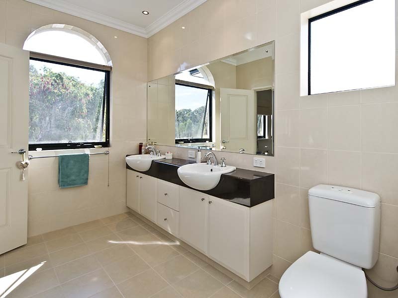 12 McCallum Crescent, Ardross WA 6153