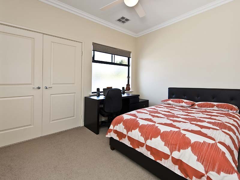 12 McCallum Crescent, Ardross WA 6153