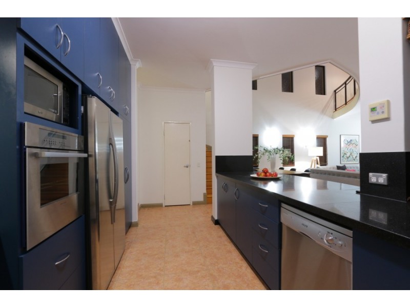 24 Chester St, South Fremantle WA 6162