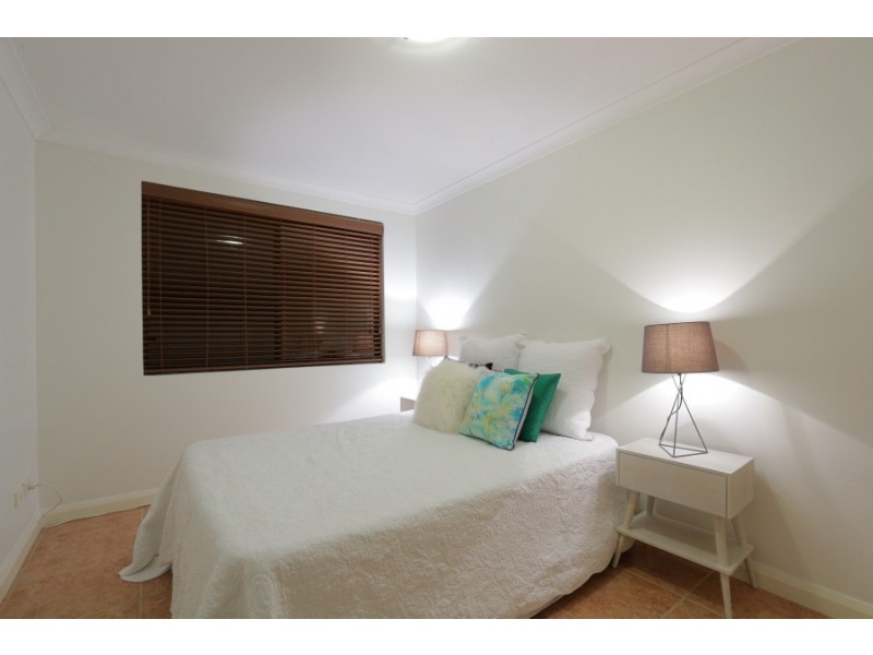 24 Chester St, South Fremantle WA 6162