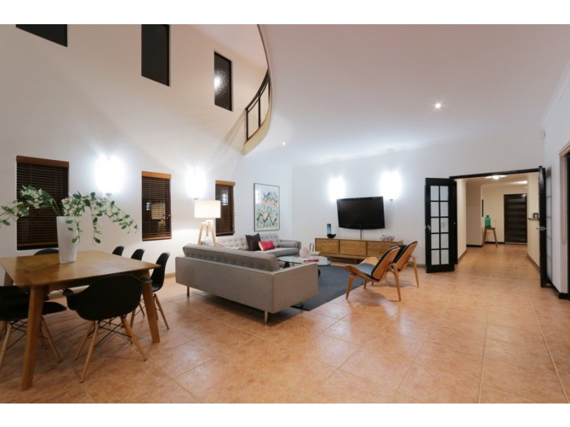 24 Chester St, South Fremantle WA 6162