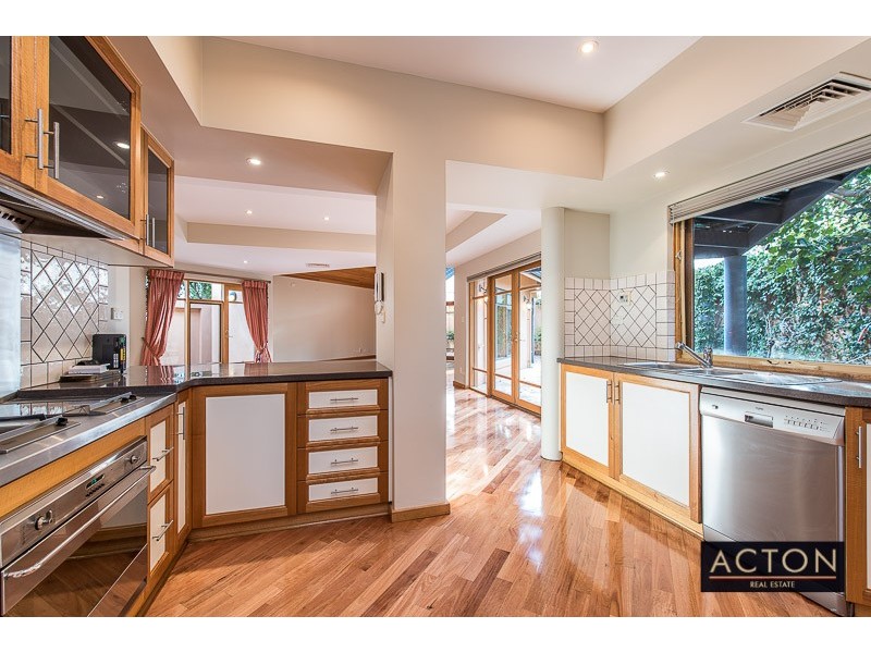 19a Troy Street, Applecross WA 6153