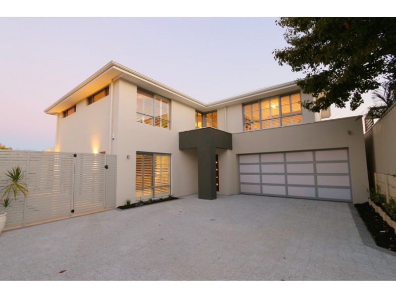 22B Searle Rd, Ardross WA 6153