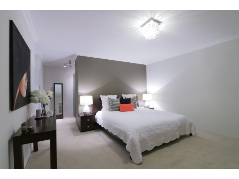 22B Searle Rd, Ardross WA 6153